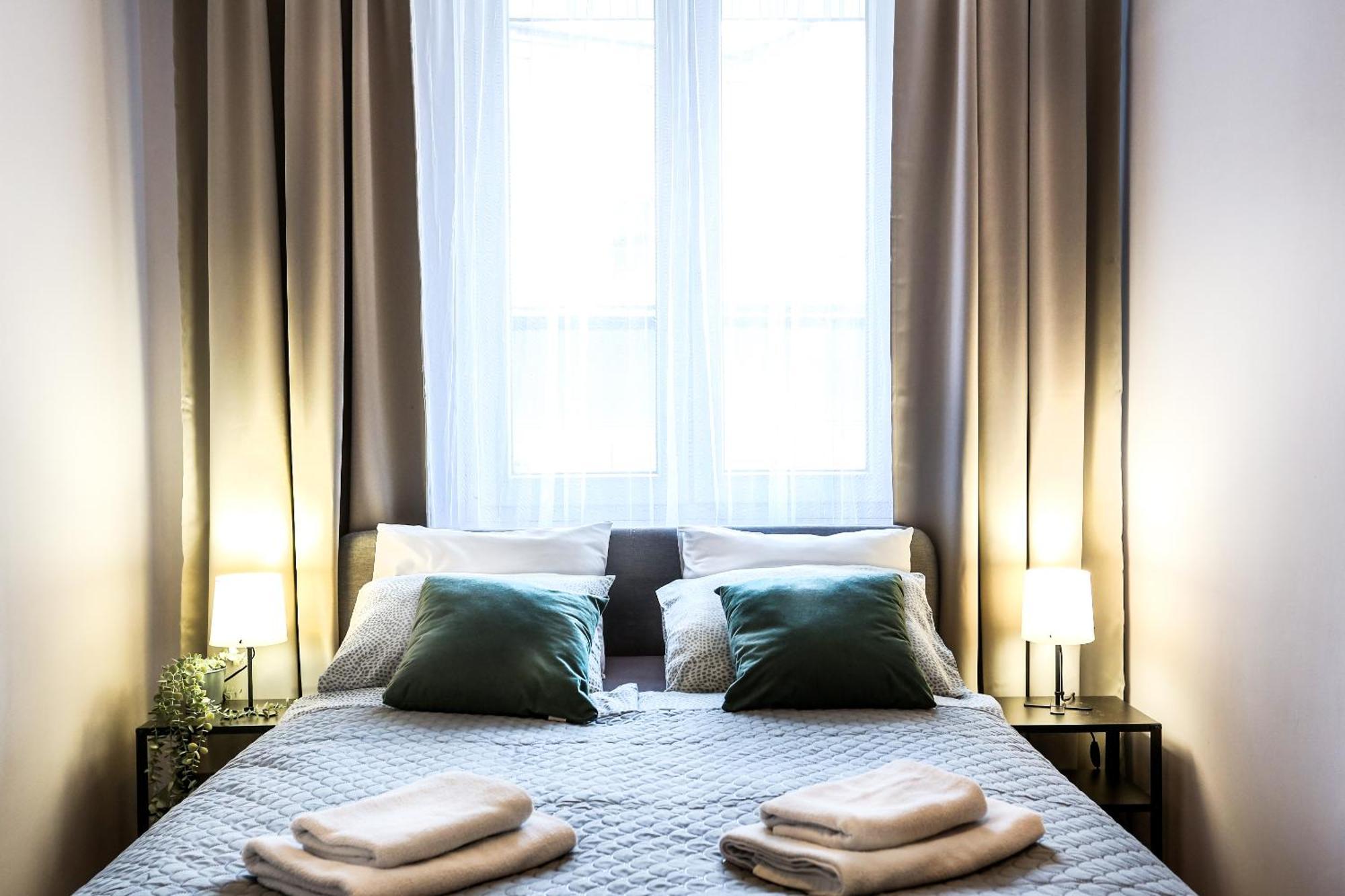 Fully-Furnished Apartment With Air Conditioning For Families, Cracow Old Town คราคูฟ ภายนอก รูปภาพ