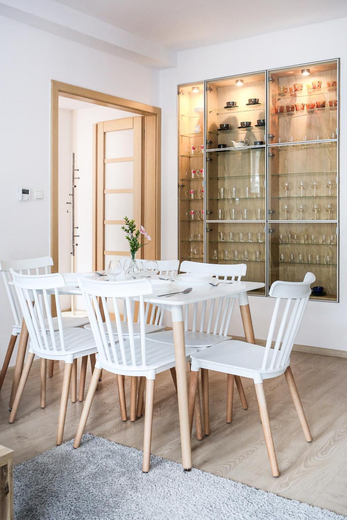 Fully-Furnished Apartment With Air Conditioning For Families, Cracow Old Town คราคูฟ ภายนอก รูปภาพ