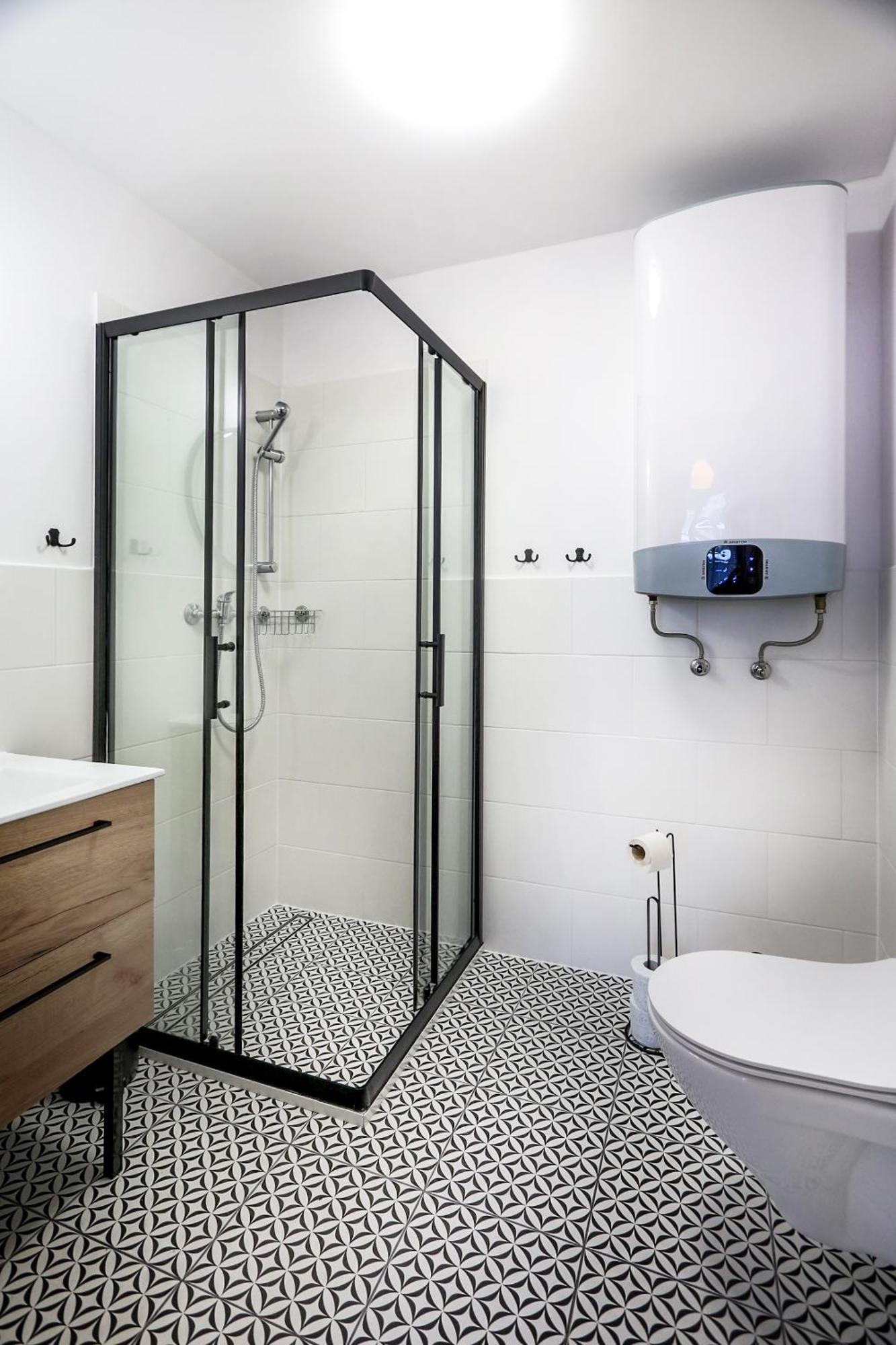 Fully-Furnished Apartment With Air Conditioning For Families, Cracow Old Town คราคูฟ ภายนอก รูปภาพ