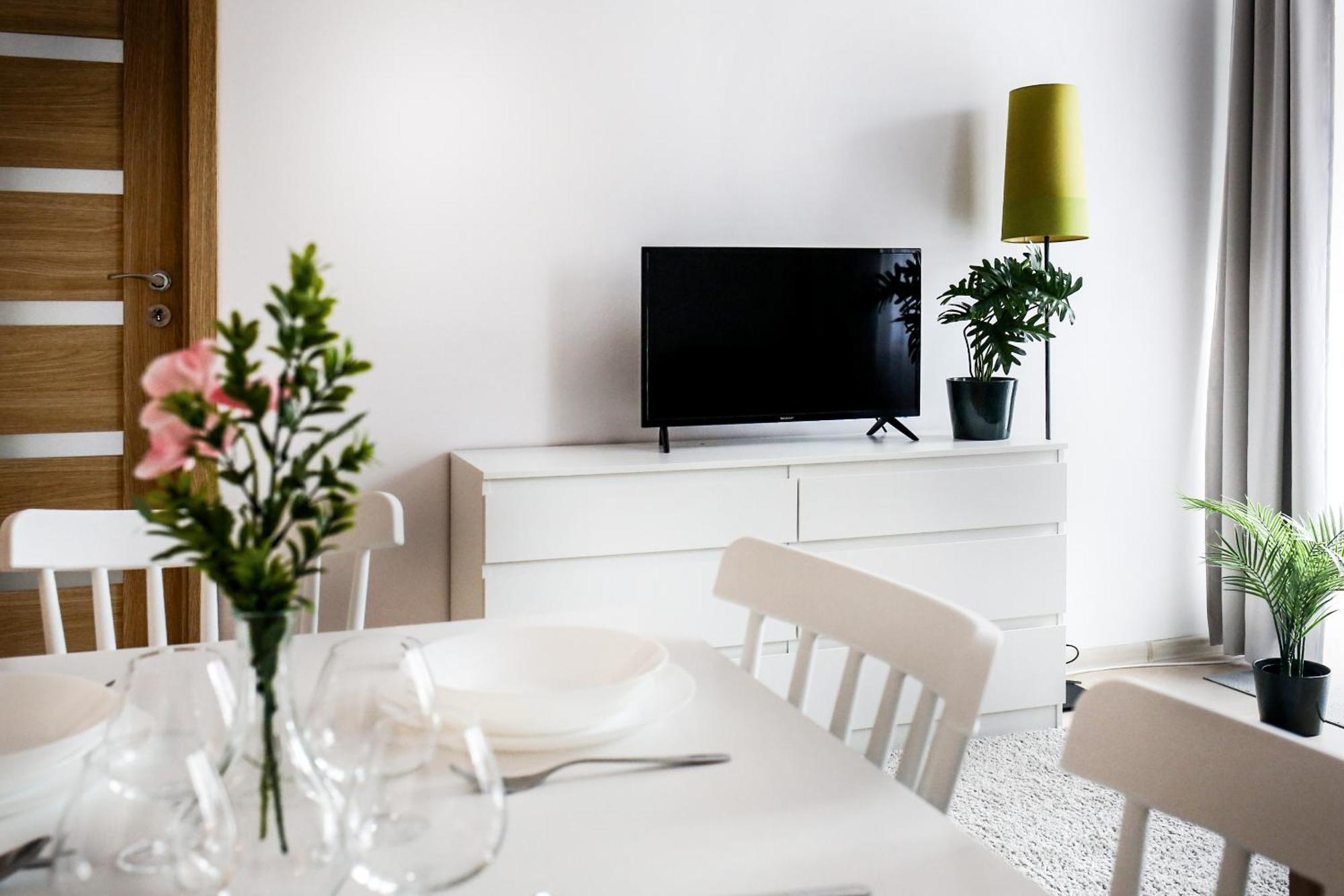 Fully-Furnished Apartment With Air Conditioning For Families, Cracow Old Town คราคูฟ ภายนอก รูปภาพ