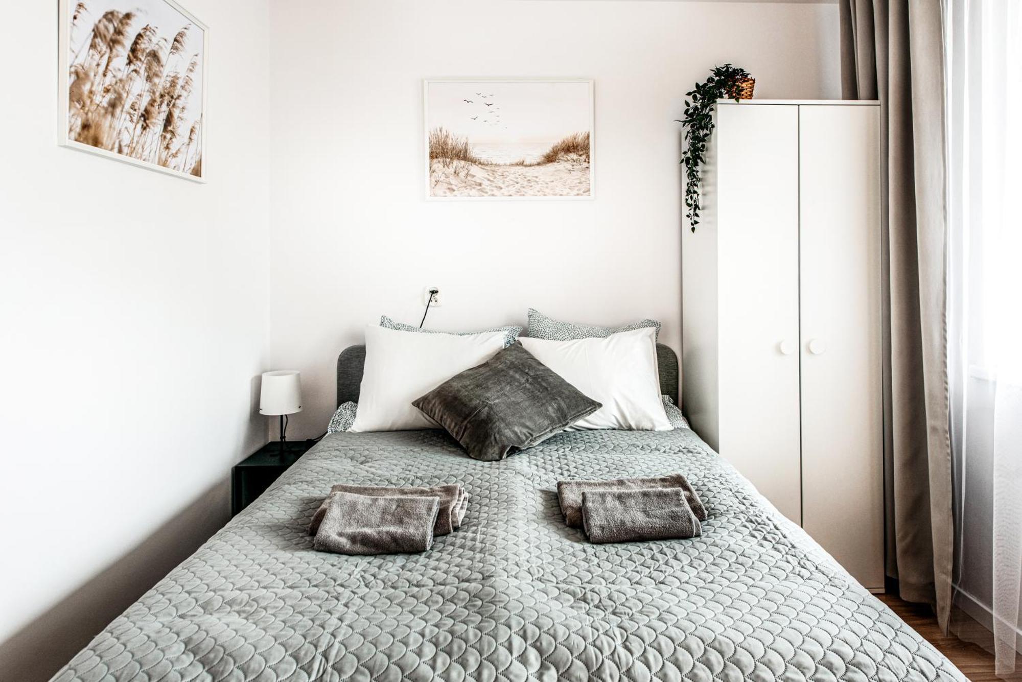 Fully-Furnished Apartment With Air Conditioning For Families, Cracow Old Town คราคูฟ ภายนอก รูปภาพ