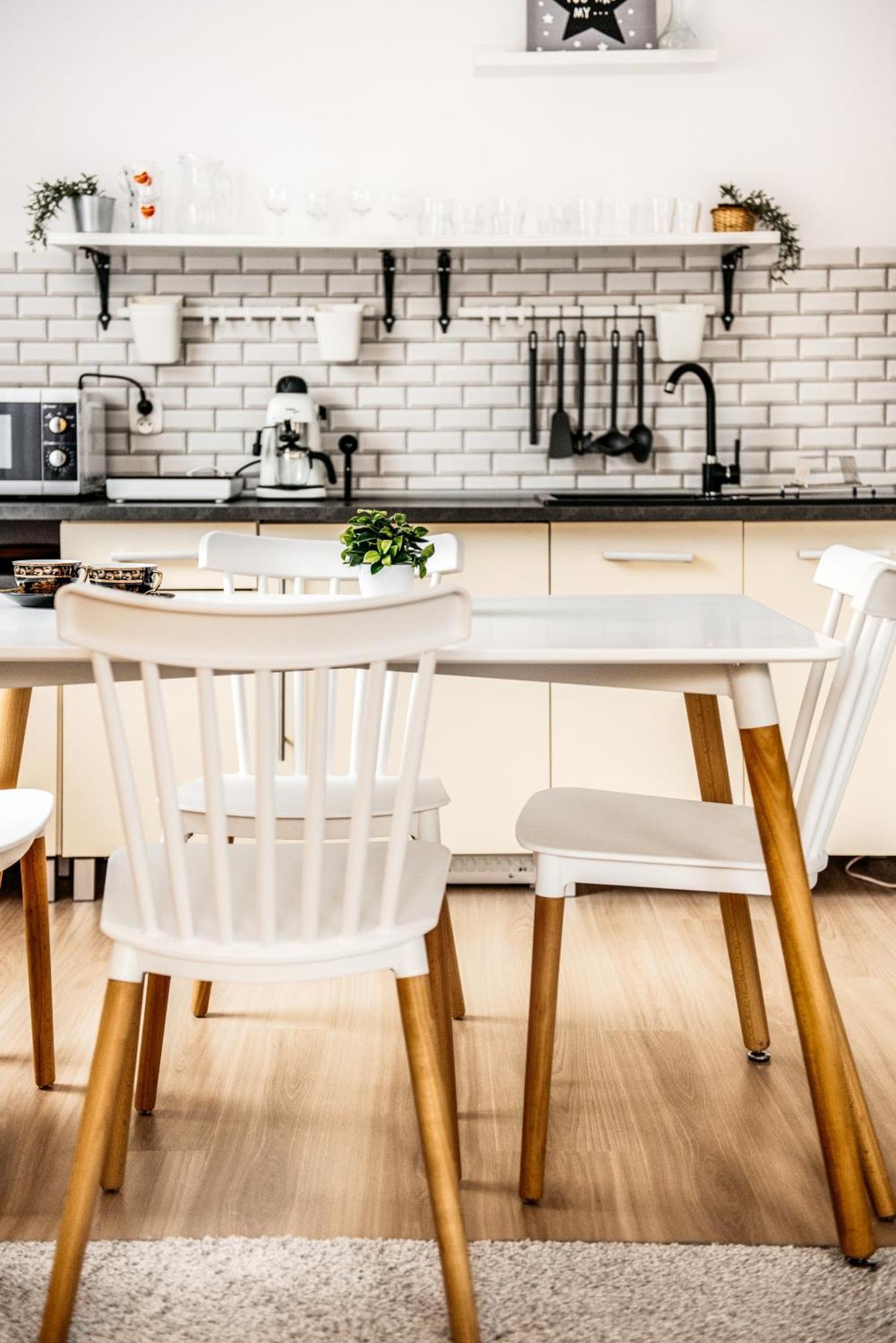 Fully-Furnished Apartment With Air Conditioning For Families, Cracow Old Town คราคูฟ ภายนอก รูปภาพ